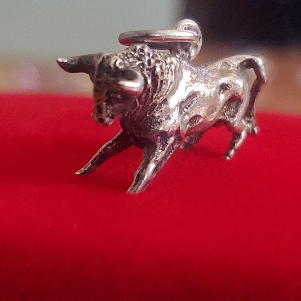 Sterling Silver Bull Charm Pendant - Silver